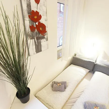 Downtown - Im Herzen Von & Komfortable Boxspringbetten 호텔