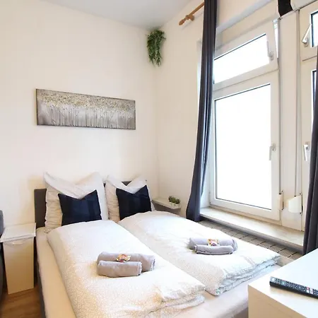 Downtown - Im Herzen Von & Komfortable Boxspringbetten *