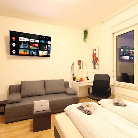Downtown - Im Herzen Von & Komfortable Boxspringbetten מלון אולם