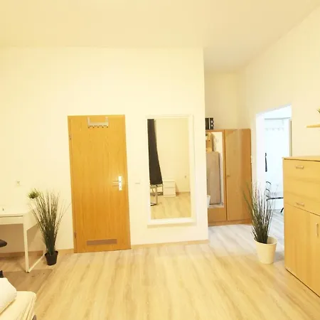 Downtown - Im Herzen Von & Komfortable Boxspringbetten Hotel Ulm