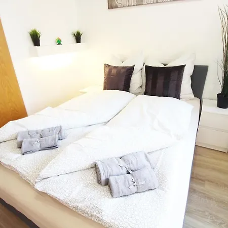 Downtown - Im Herzen Von & Komfortable Boxspringbetten Hotel Ulm