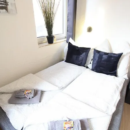 Downtown - Im Herzen Von & Komfortable Boxspringbetten Hotel Ulm