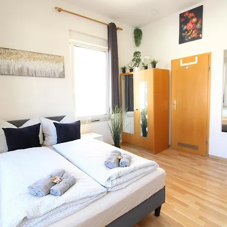 Downtown - Im Herzen Von & Komfortable Boxspringbetten 호텔