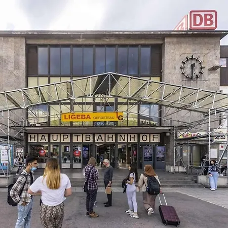 Downtown - Im Herzen Von & Komfortable Boxspringbetten *