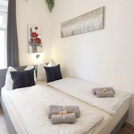 Downtown - Im Herzen Von & Komfortable Boxspringbetten فندق أولم