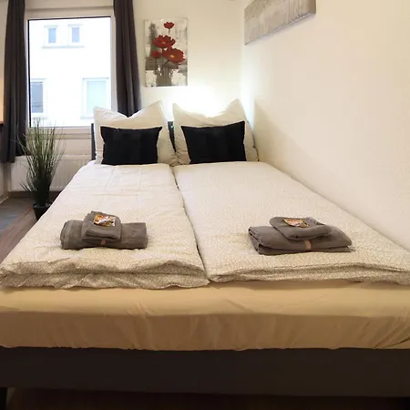 Downtown - Im Herzen Von & Komfortable Boxspringbetten Hotel Ulm