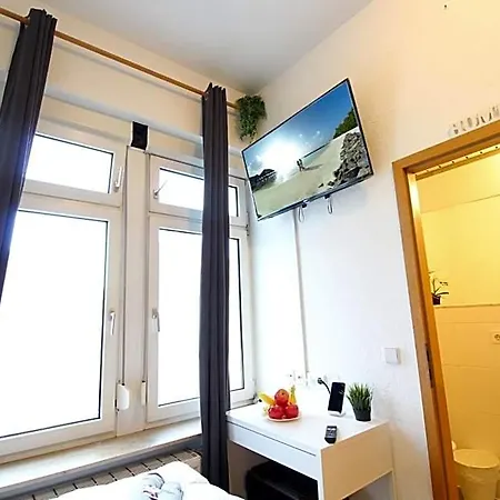 Downtown - Im Herzen Von & Komfortable Boxspringbetten 호텔