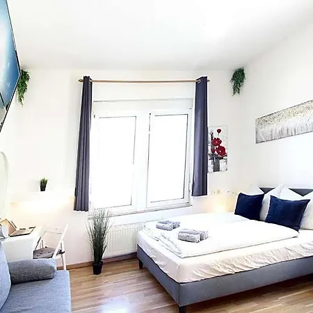 Downtown - Im Herzen Von & Komfortable Boxspringbetten *