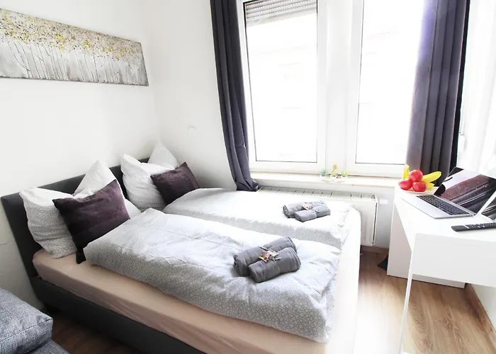 Downtown - Im Herzen Von & Komfortable Boxspringbetten أولم